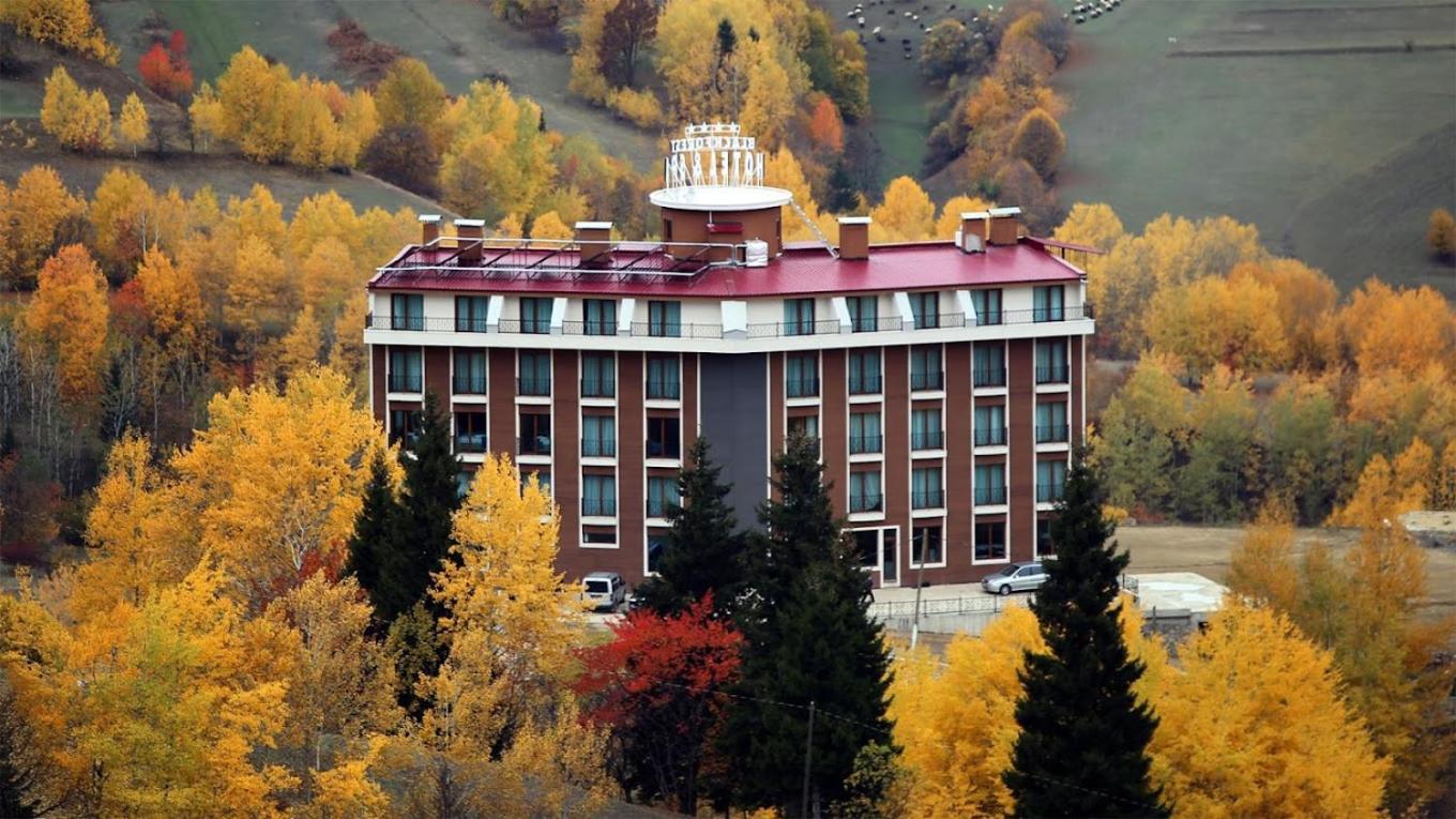 Black Forest Hotel Savsat Exteriör bild
